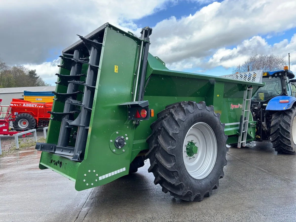New SpreadPoint 10Ton rear discharge - Image 4