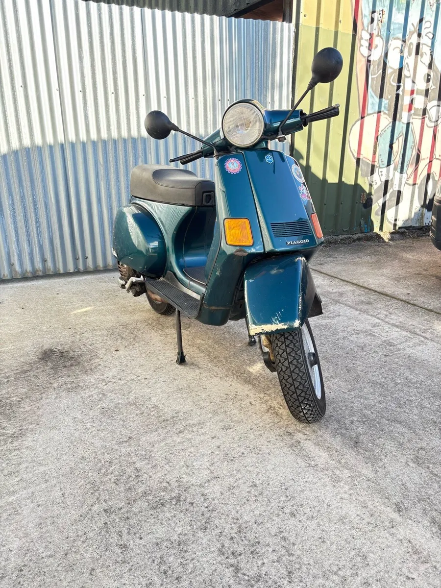 Vespa Cosa 150cc  1980s - Image 1