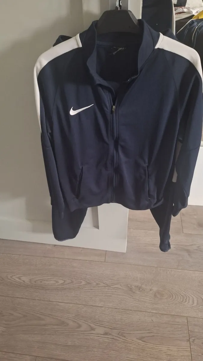 Boys tracksuits Nike - Image 1