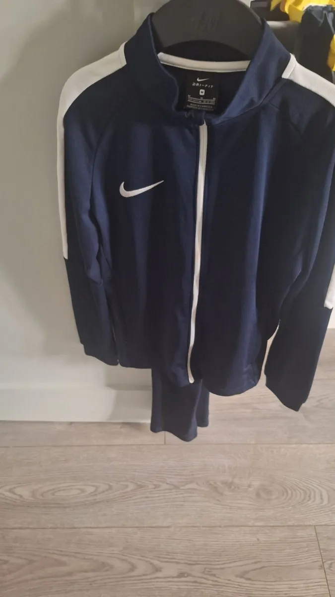 Boys tracksuits Nike - Image 2