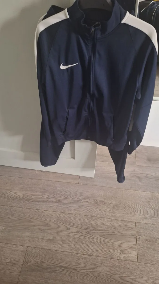 Boys tracksuits Nike - Image 4