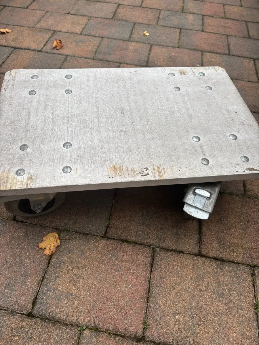 Trolley - Image 2