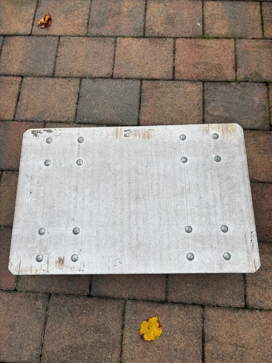 Trolley - Image 3