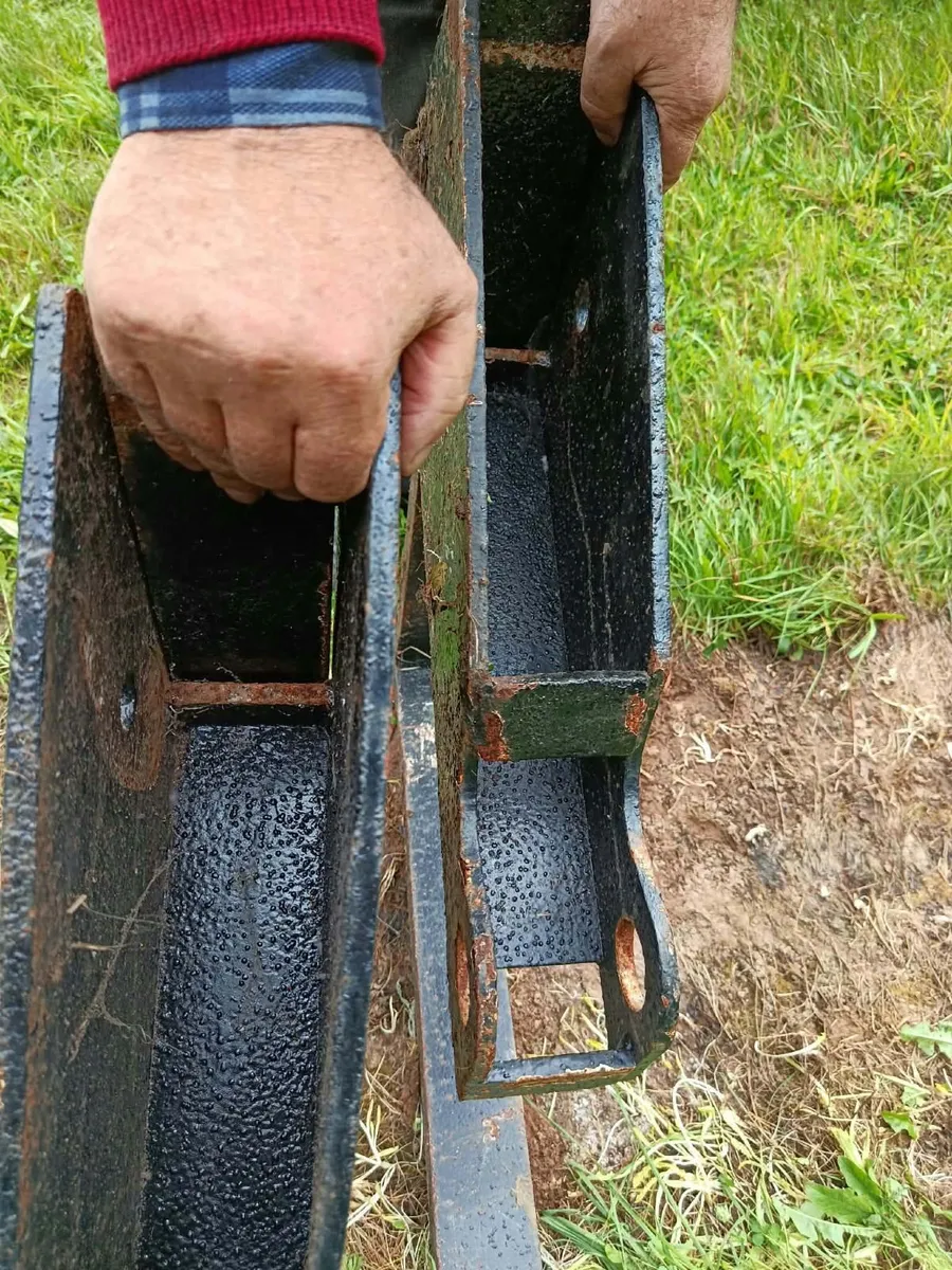 Pallet forks for a JCB3CX - Image 4
