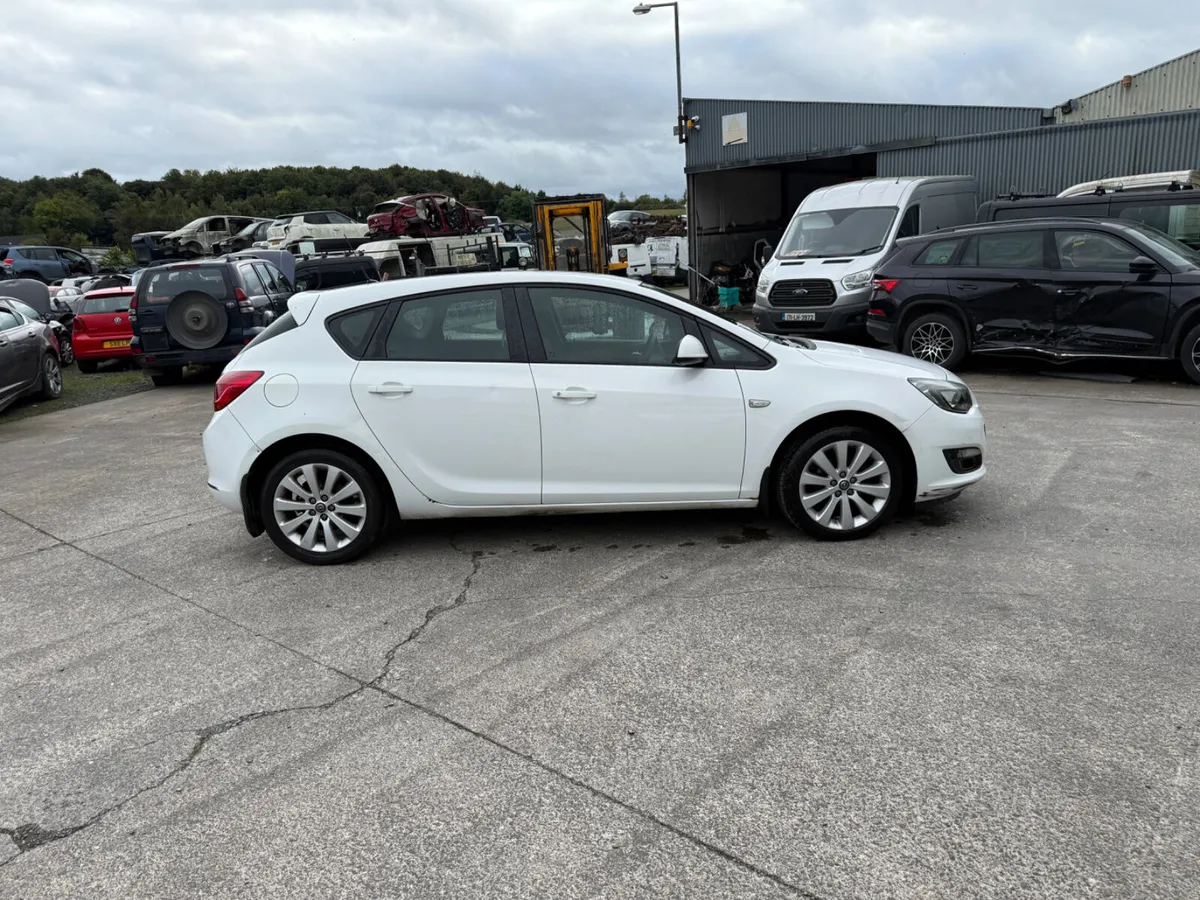 2013 Opel Astra 1.3 CDTI - Image 4