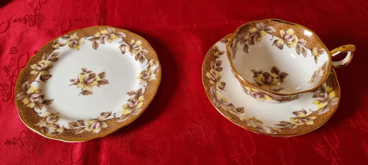 21 Pc. Arklow Elegance Irish Bone China Tea Set - Image 2