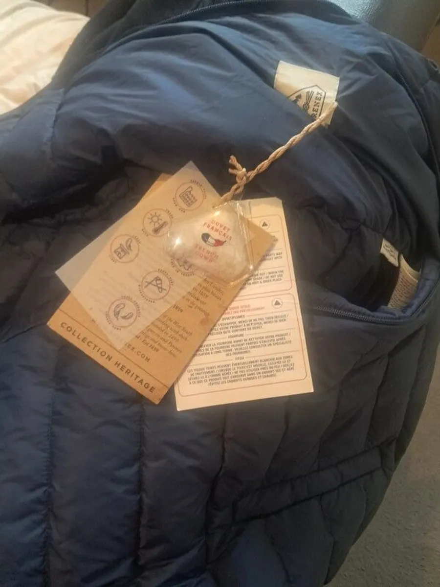 Brand New Never Worn Pyrenex Carron Boys Down Jacket Age 16 Navy - Image 4