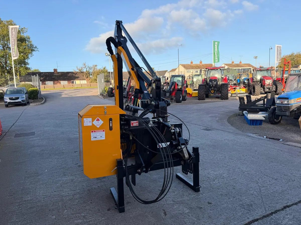 Used McConnell PA 5455 Hedgecutter - Image 3