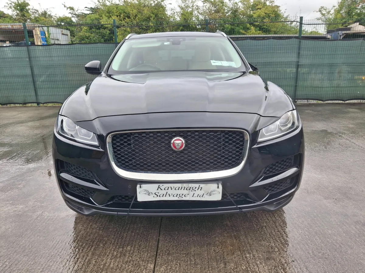 172 Jaguar F-Pace  Prestige  Automatic - Image 4