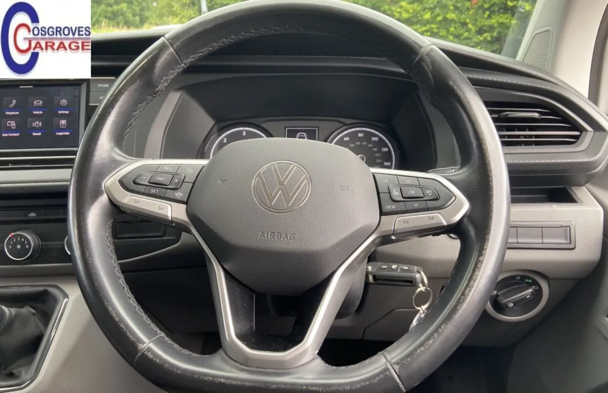 Volkswagen Transporter 2022 - Image 4
