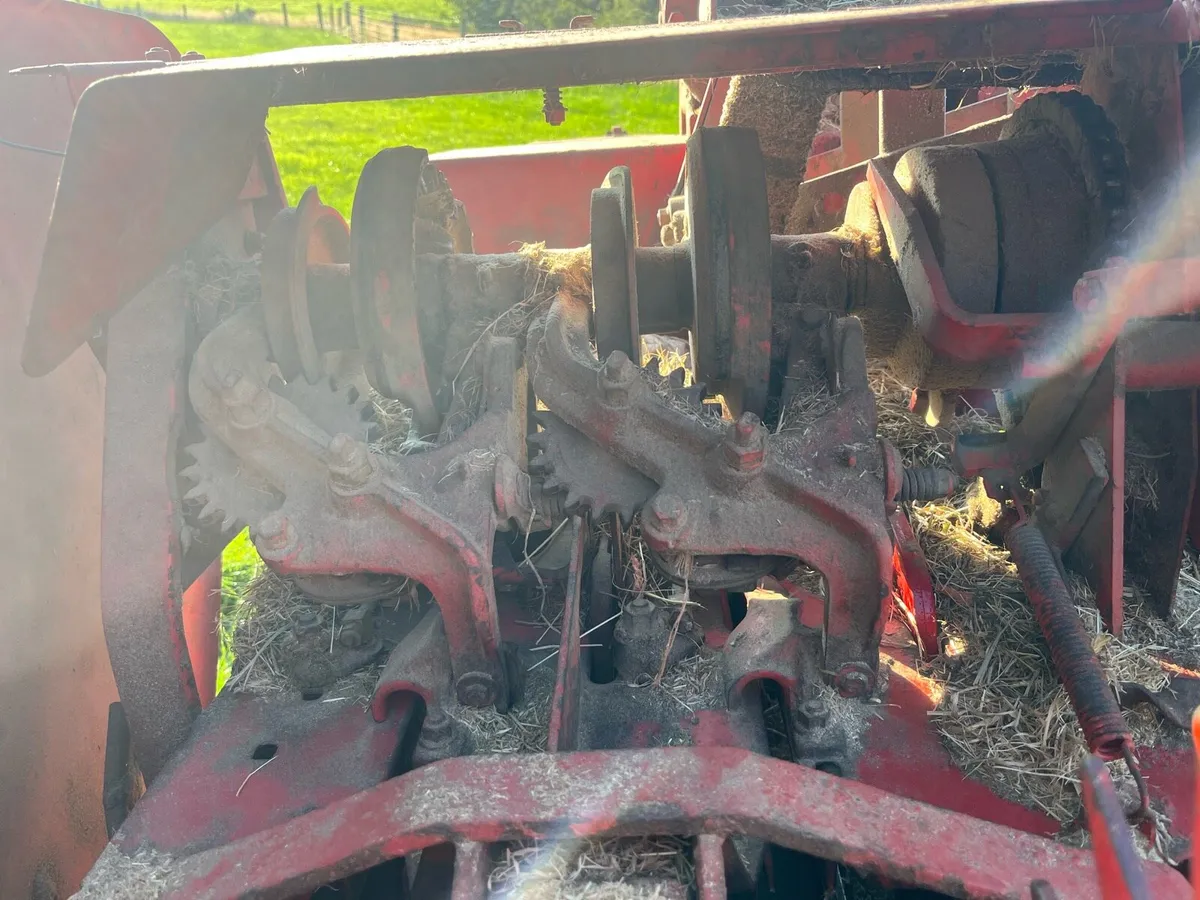 Square Baler - Image 3