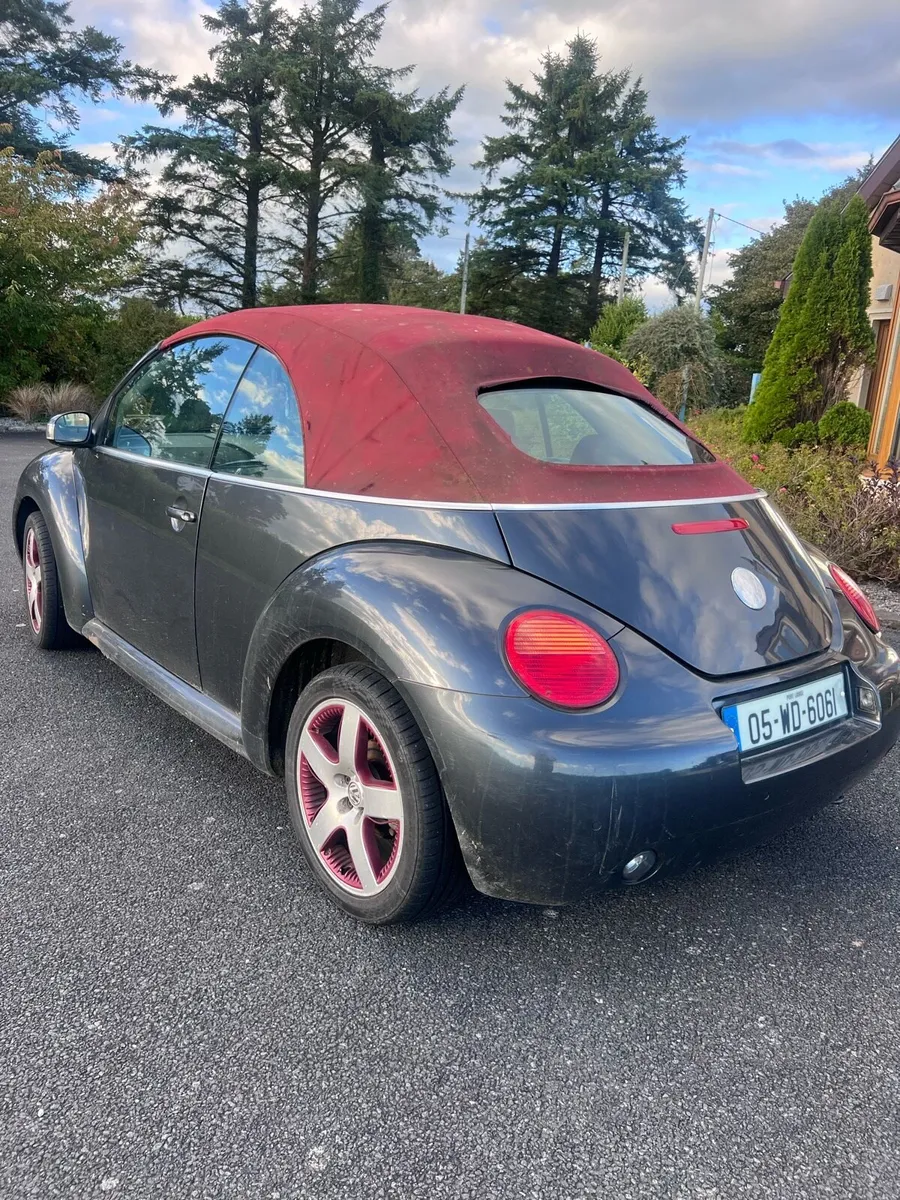 Volkswagen Beetle 2005 - Image 3