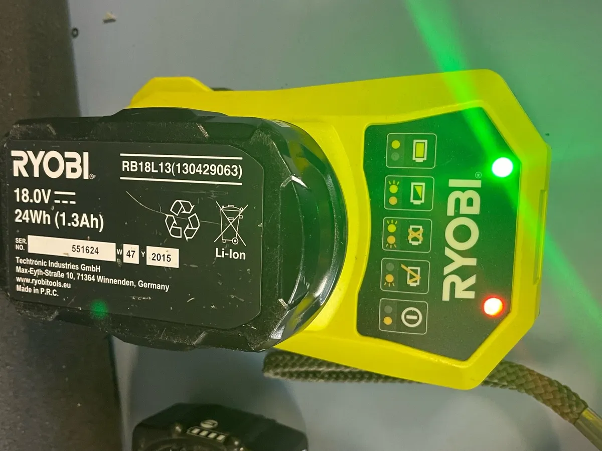 Ryobi cordless drill set 18V - Image 2