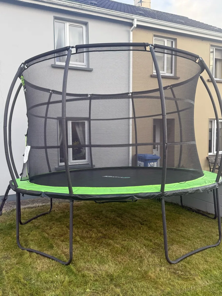 Trampoline - Image 2