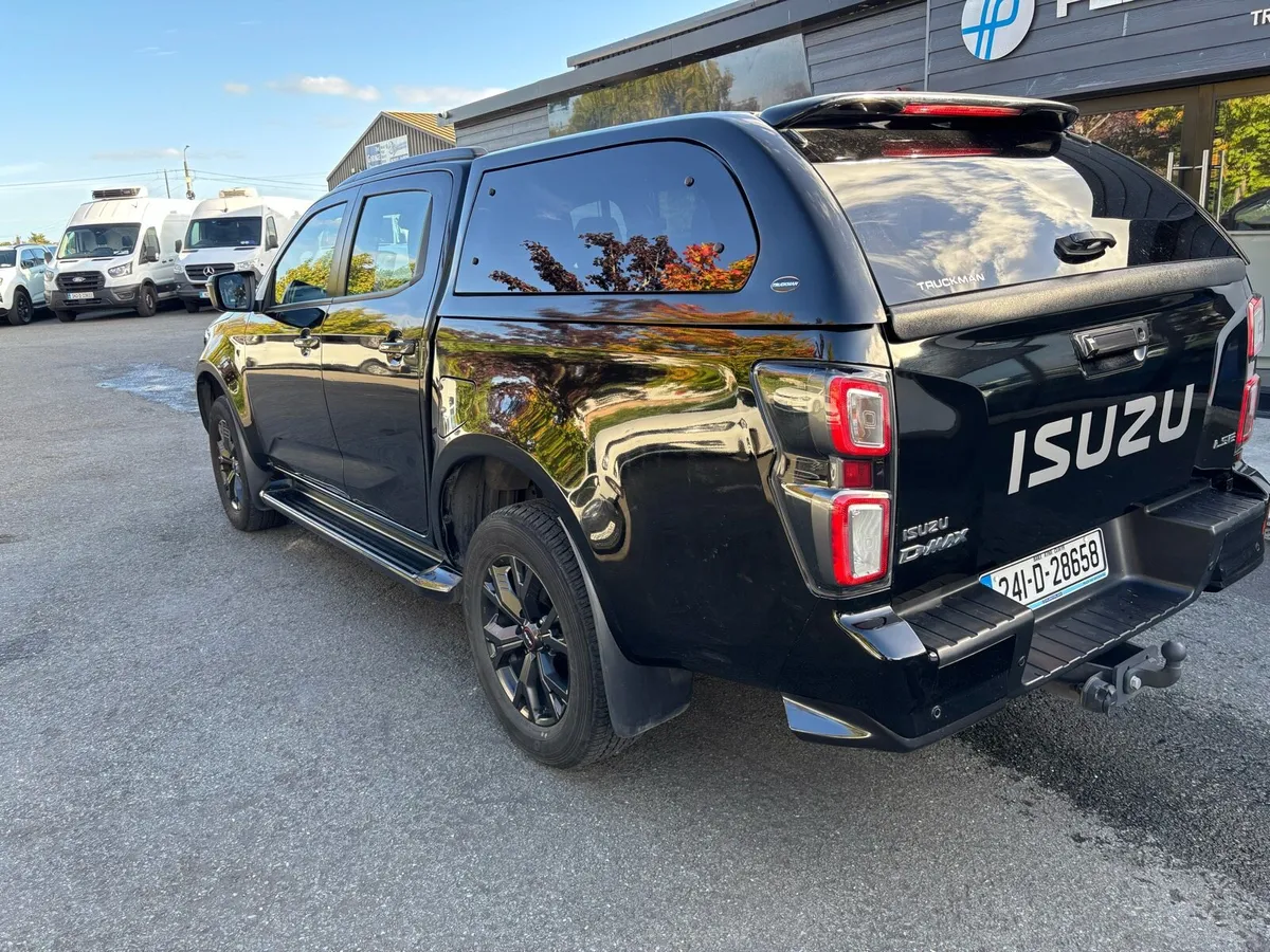 ISUZU D MAX LSE 2024 (Auto) - Image 2