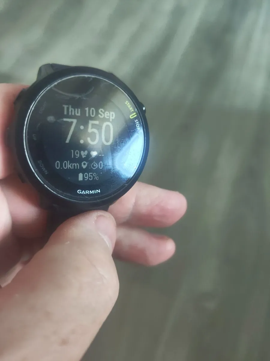 Garmin forerunner 55 GPS smart  Watch - Image 4