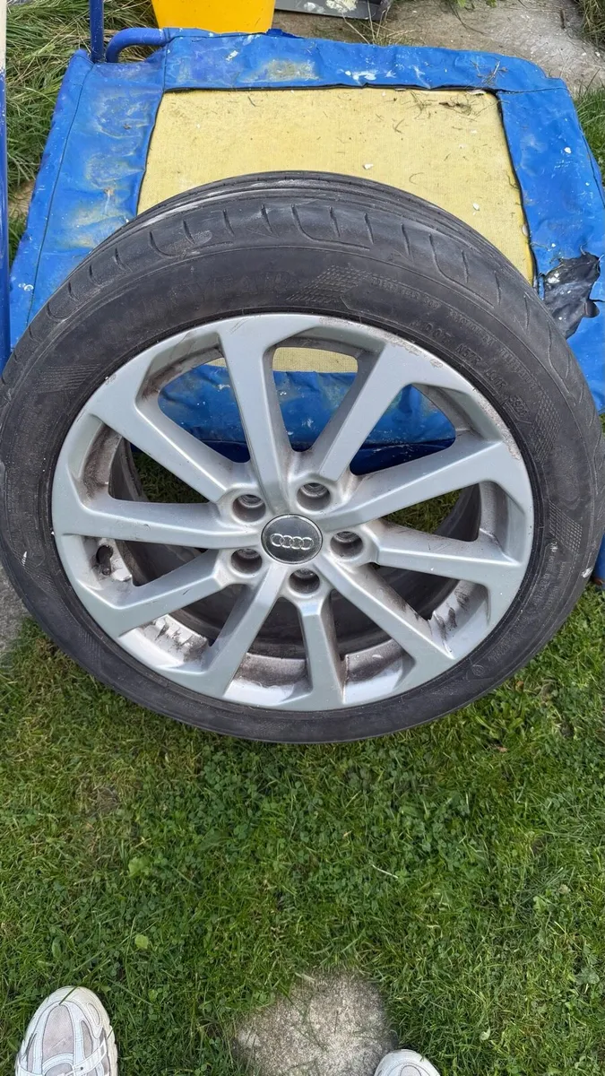 Audi A3 17inch wheels - Image 1