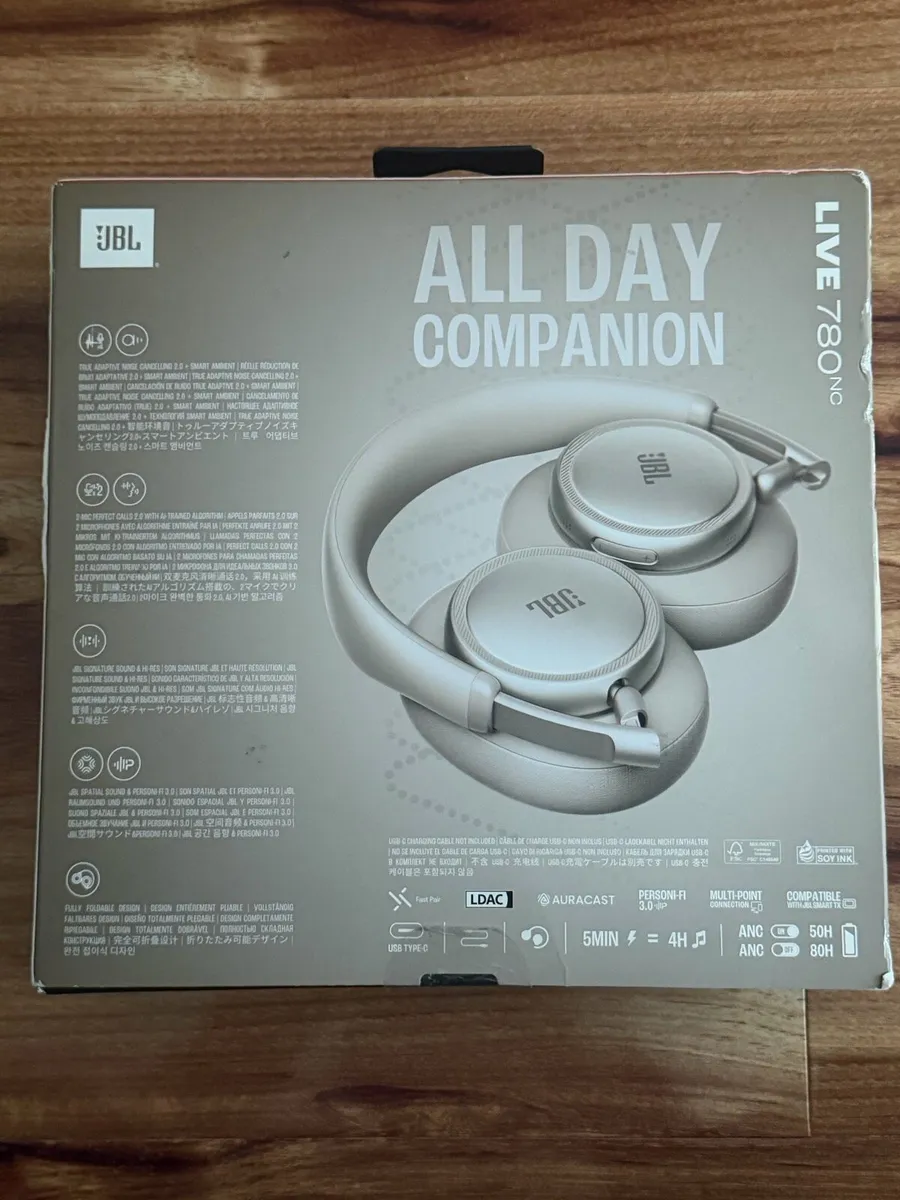 JBL wireless noise cancelling headphones - Image 2