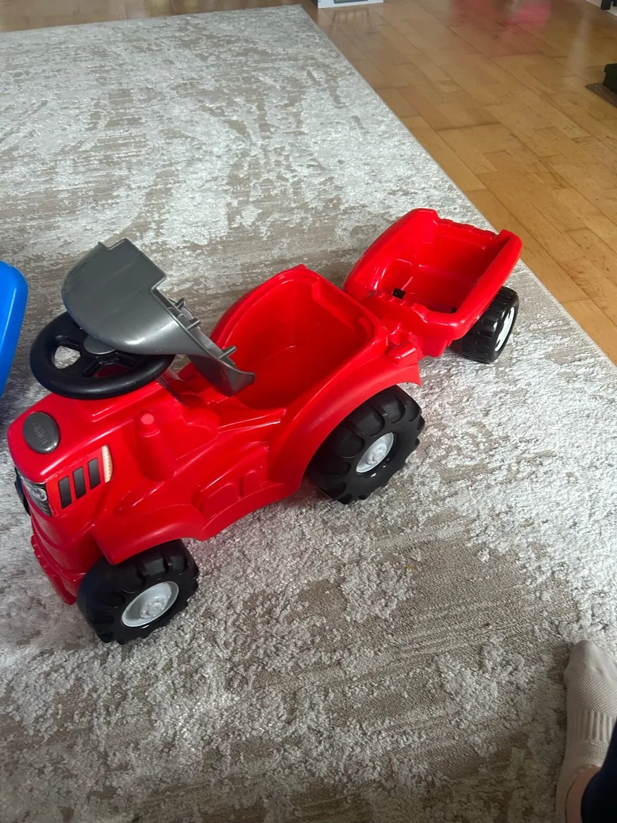 Tractor Ride On with Trailer & Little Tikes Rockin - Image 3