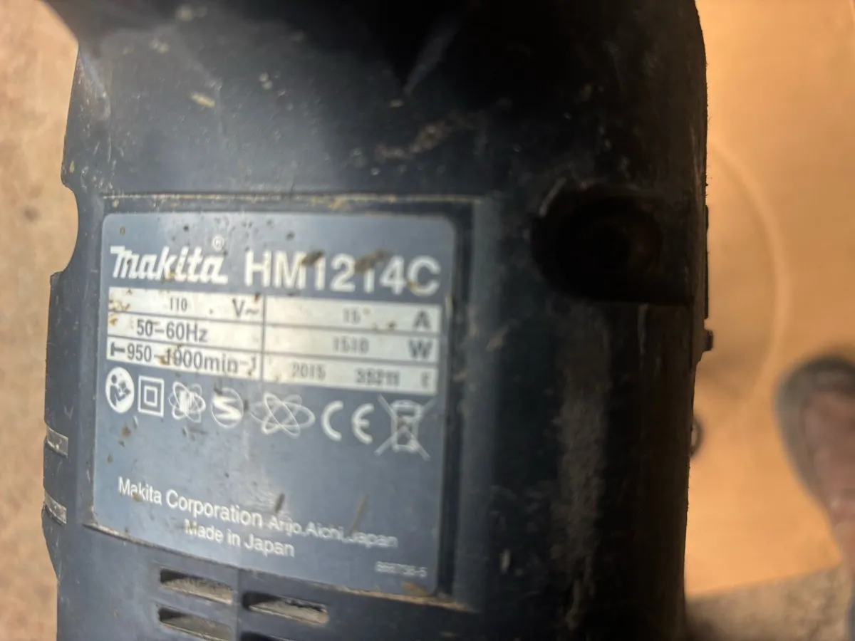 MAKITA SDS MAX BREAKER 110V - Image 3