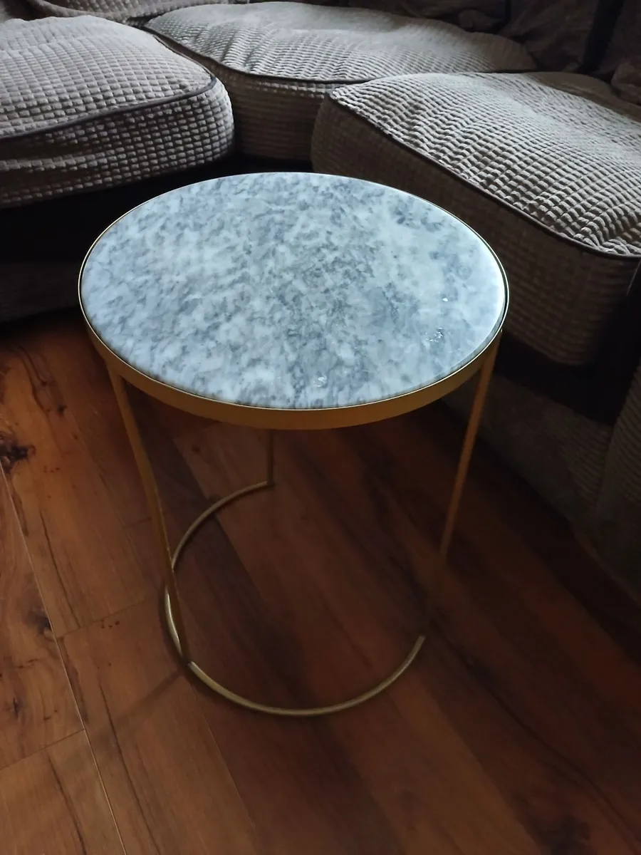 Side table marble top - Image 1