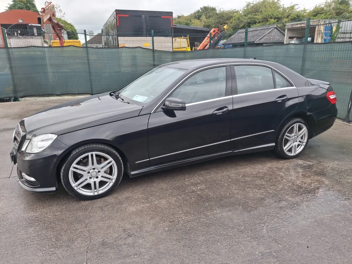 2013 Mercedes E220 CDi Sport Automatic - Image 1