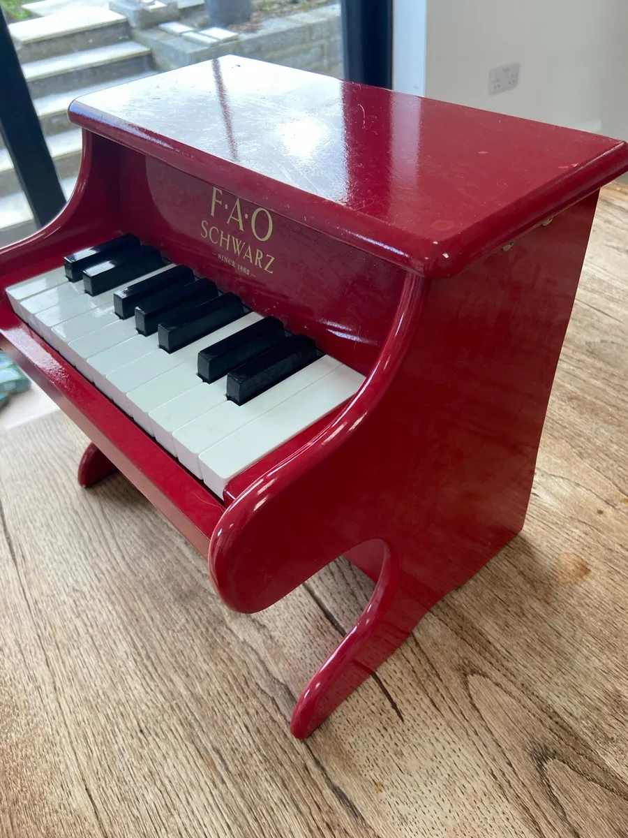 FAO Schwarz Piano - Image 1