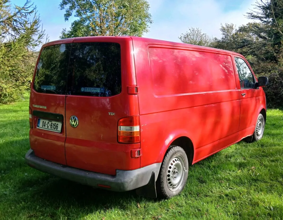 VW  Transporter  2004. - Image 3