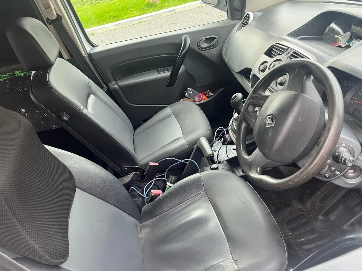 172 Renault kangoo 1.5 dci new doe 07/27 tax 12/26 - Image 3