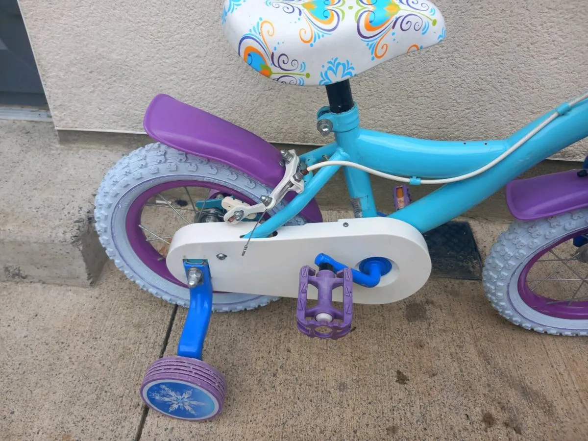 Kids frozen bike size 12 inch wheels - Image 2