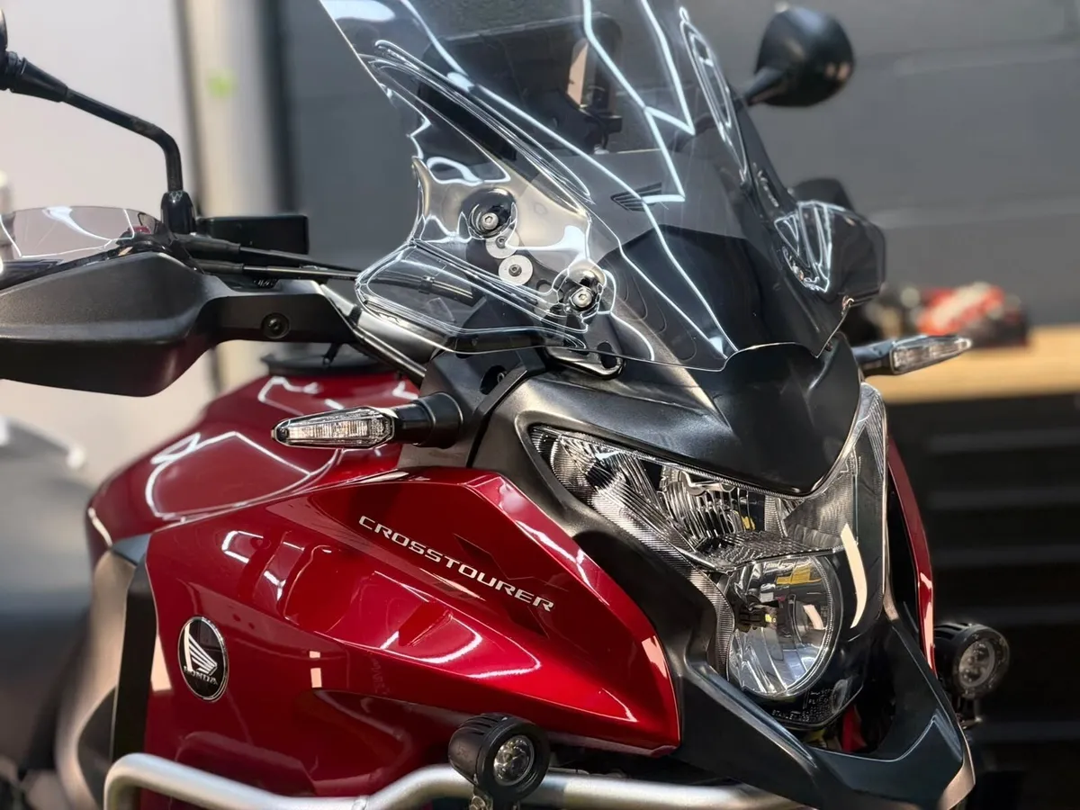Motorbike - Image 4