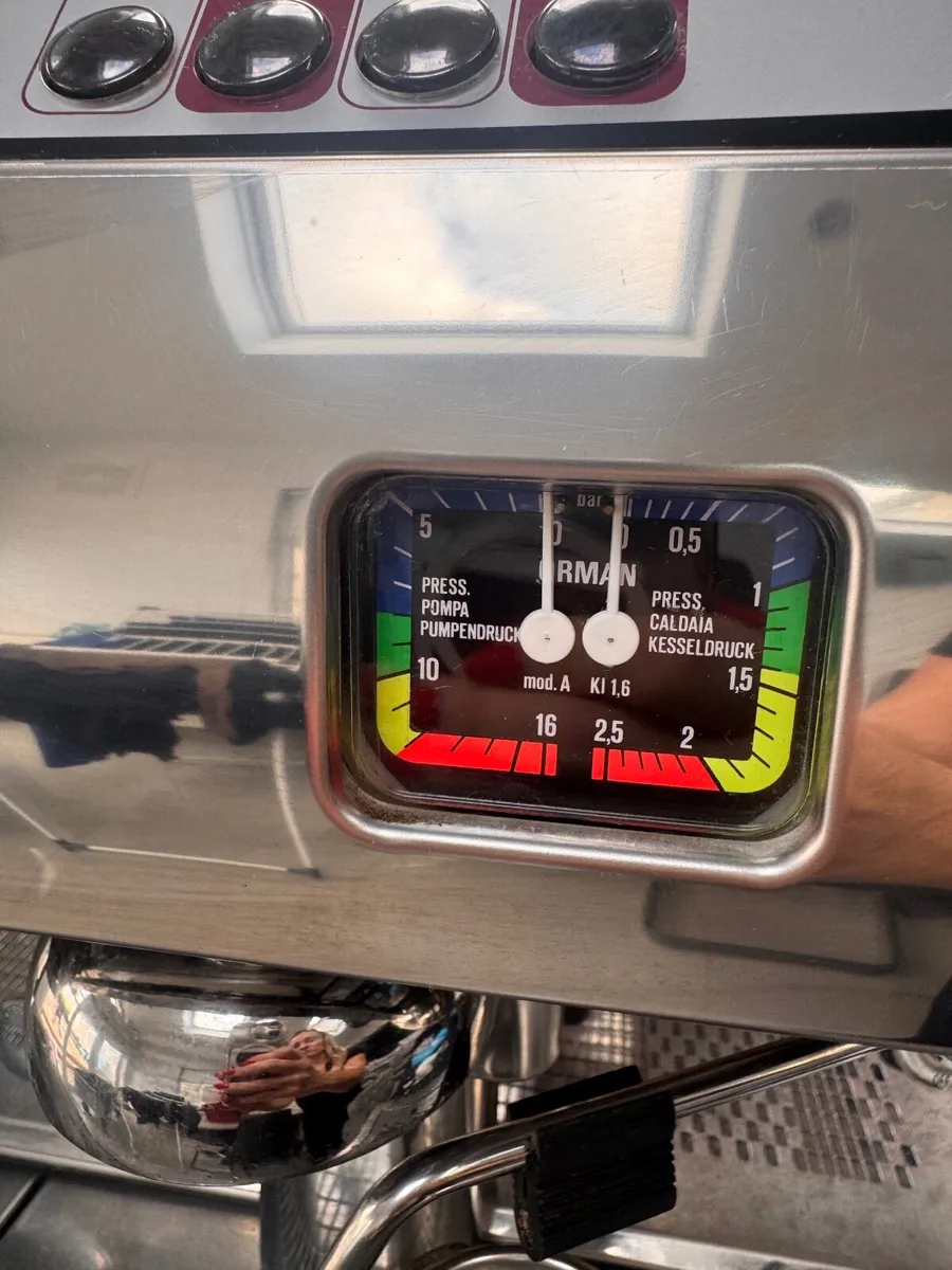 Commercial coffee machine - Image 2