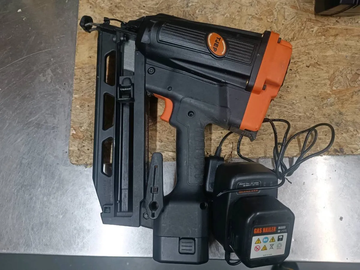 Tjep 16ga pin gun.