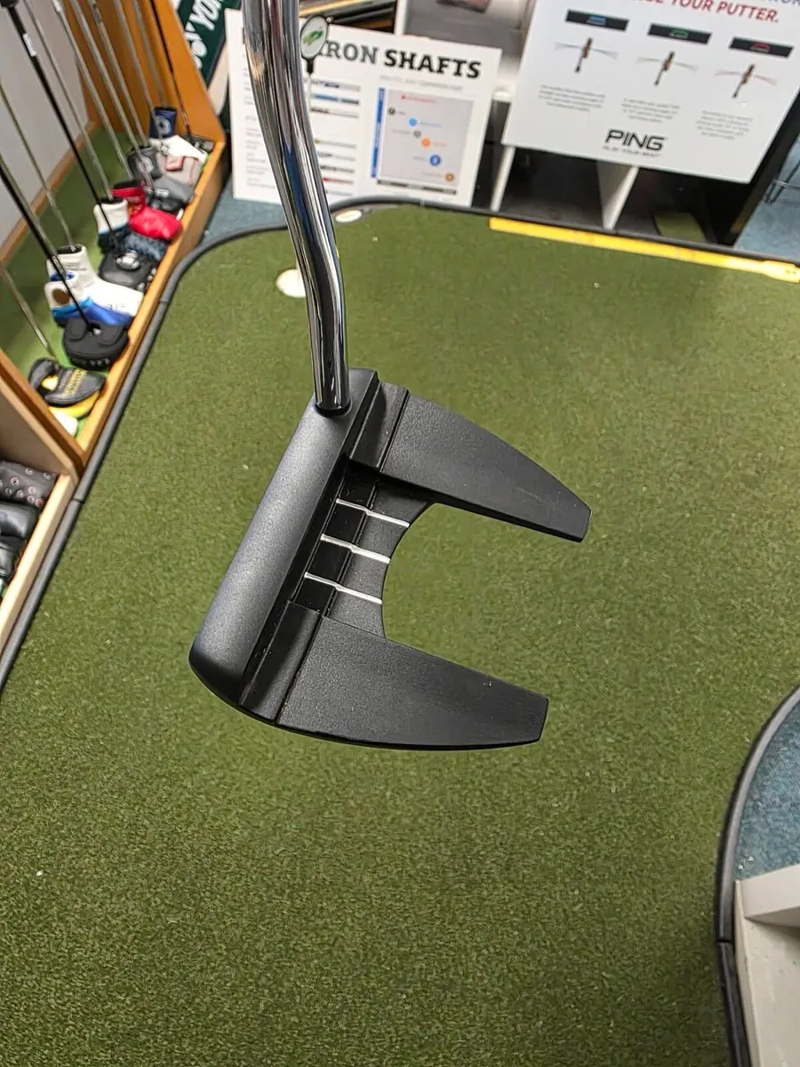 Left Hand Wilson Infinite Bucktown Putter - Image 2