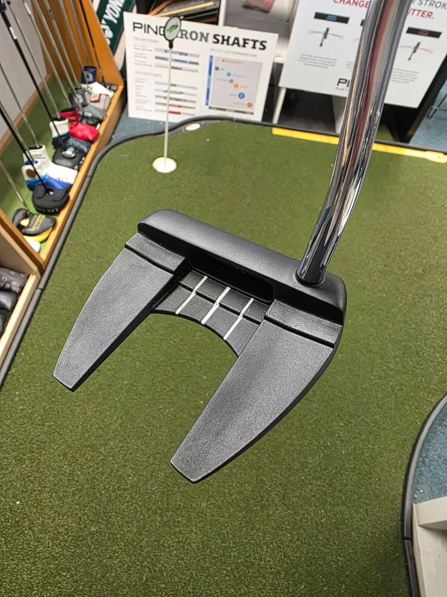 Left Hand Wilson Infinite Bucktown Putter - Image 3
