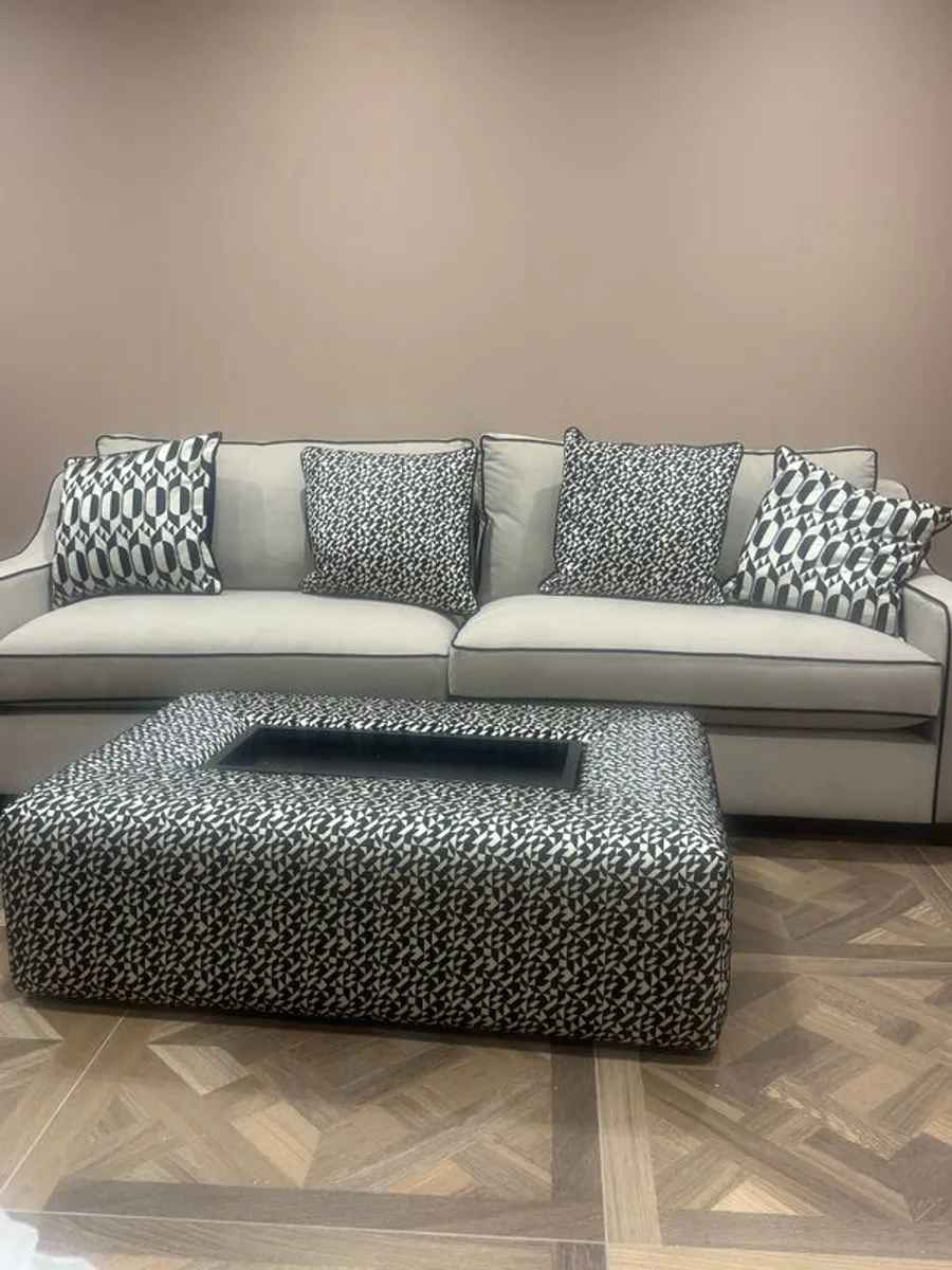 Custom 4 seater, 1 seater and footstool - Image 1