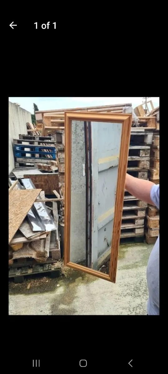 Sitting room mirror