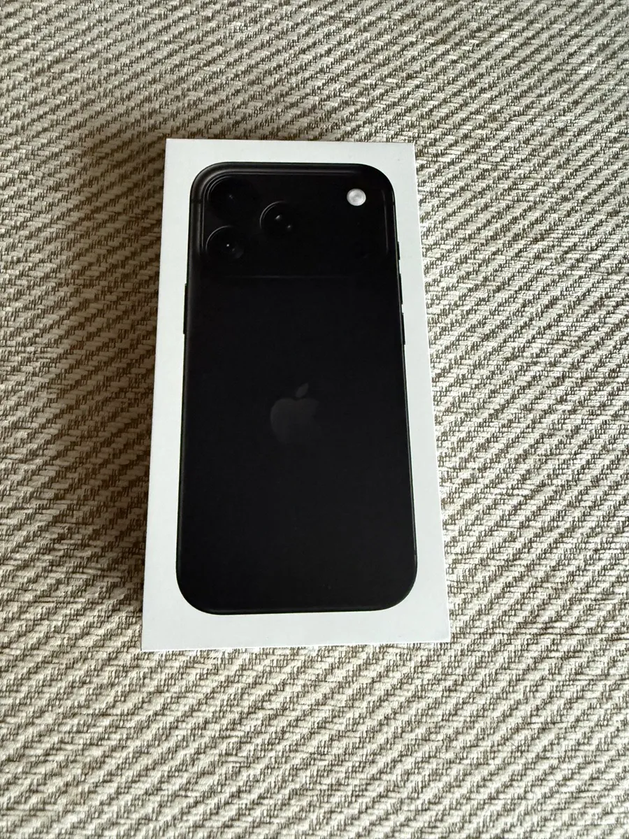 Apple IPhone 18 Pro Black - Image 1