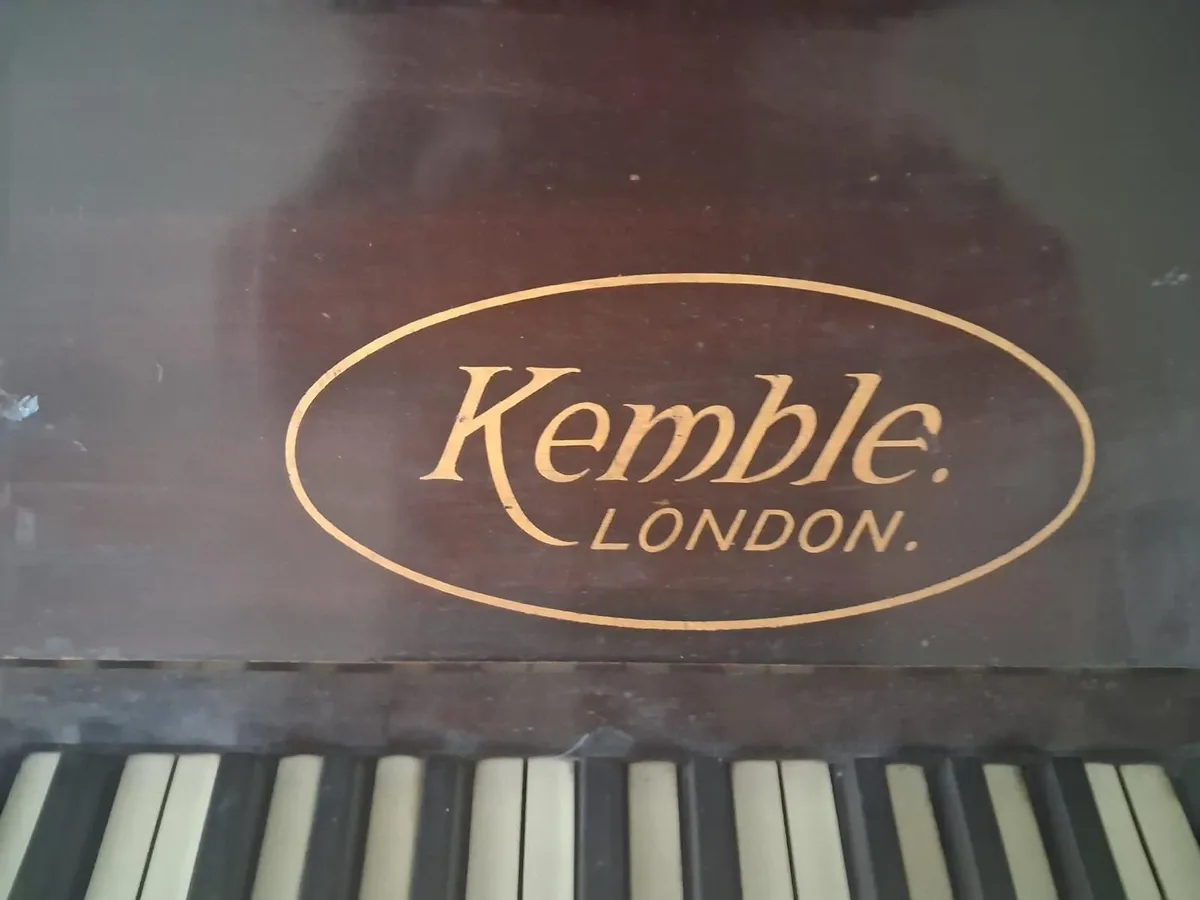 Piano - Image 2