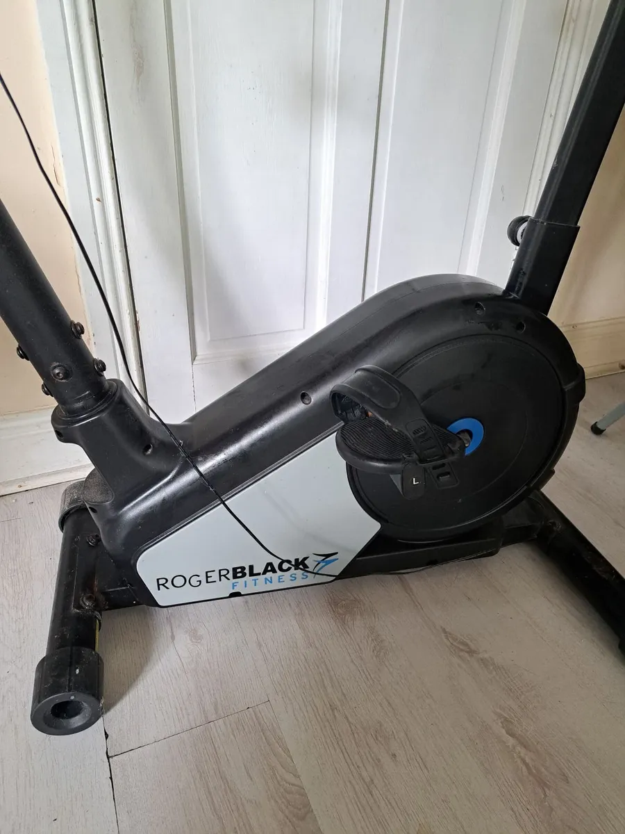 Exercise bike - Image 3