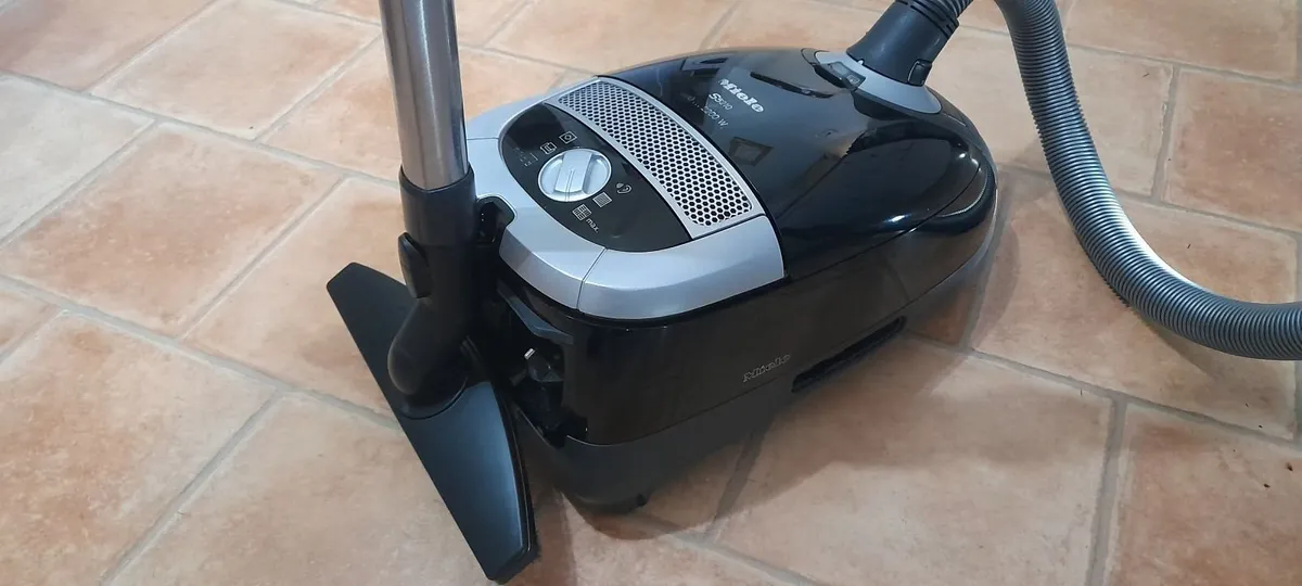 Miele vacuum/Hoover cleaner - Image 2