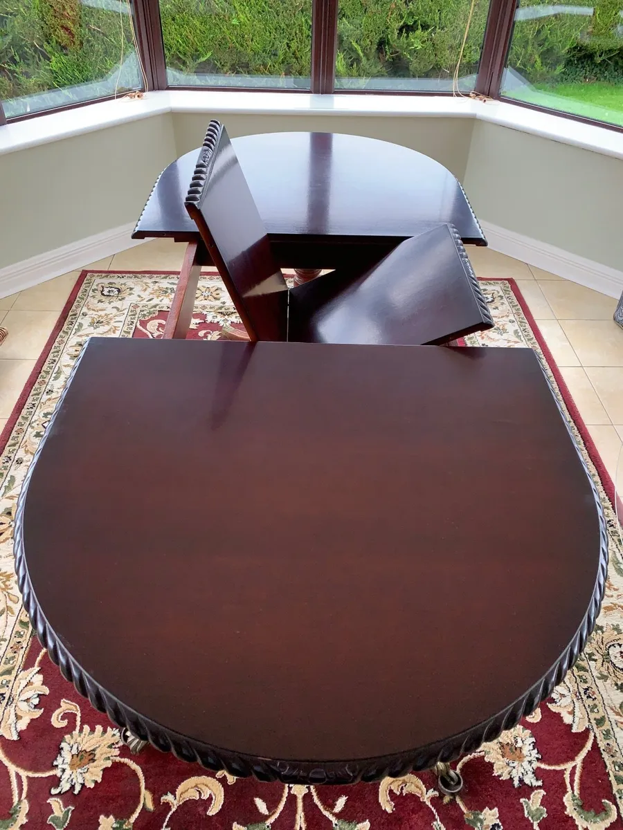 Mahogoney Dining Room Table - Image 4