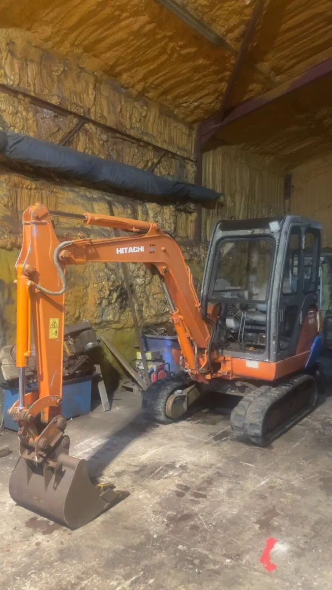 Mini digger - Image 4