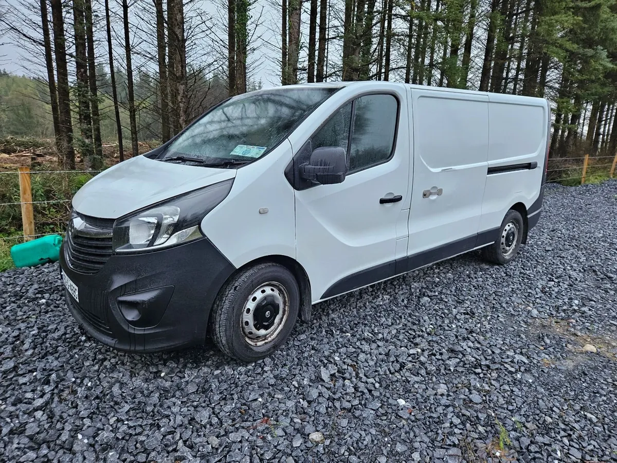 Vauxhall Vivaro 2015 - Image 2