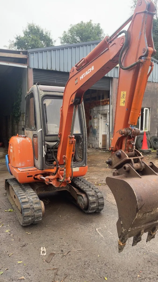 Mini digger - Image 2