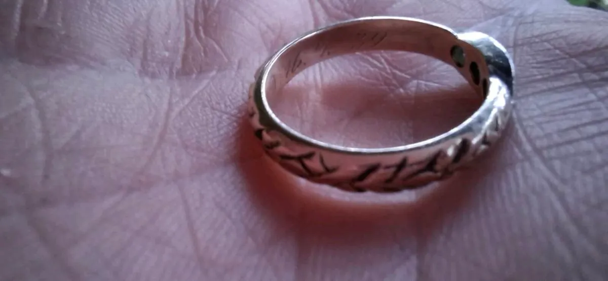 8ct Gold Boat Ring - Image 4