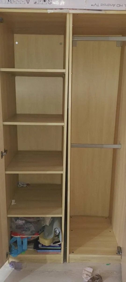 Wardrobe Almirah - Image 4