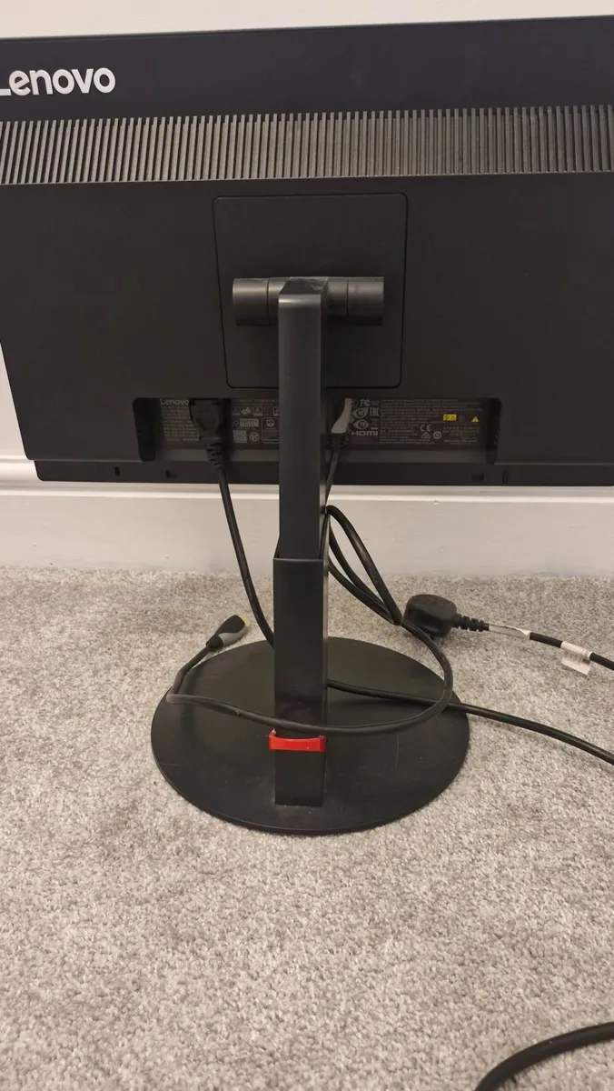 Lenovo PC Monitor - Image 4
