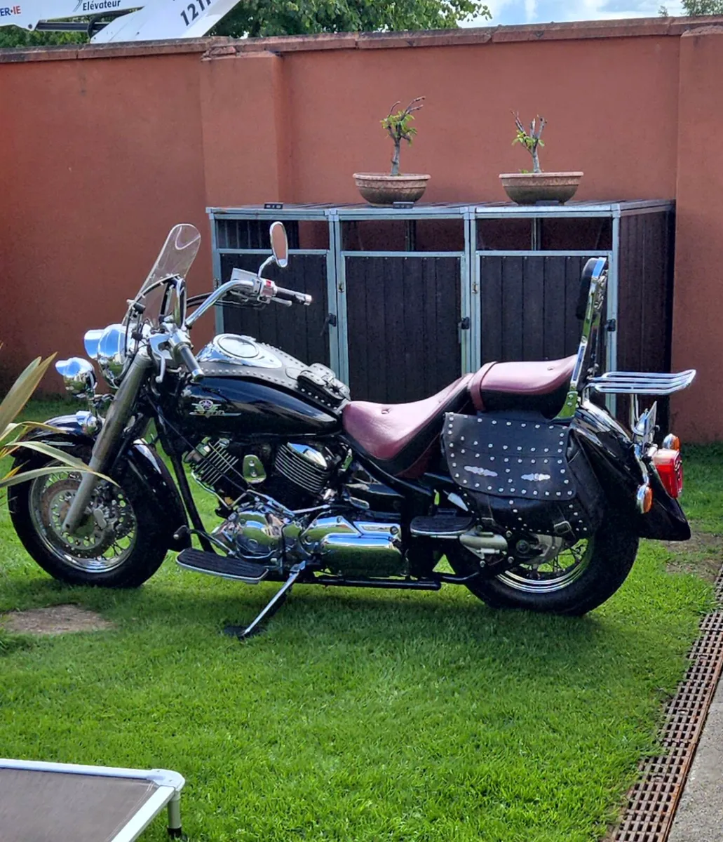 yamaha 1100 vstar 2003 - Image 1