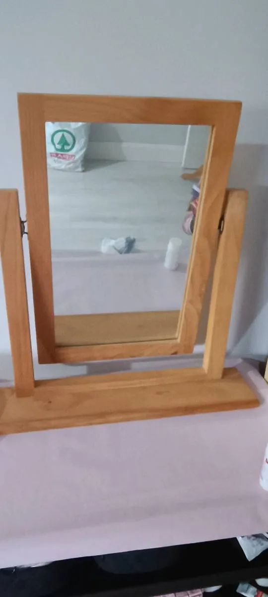 Mirror - Image 1